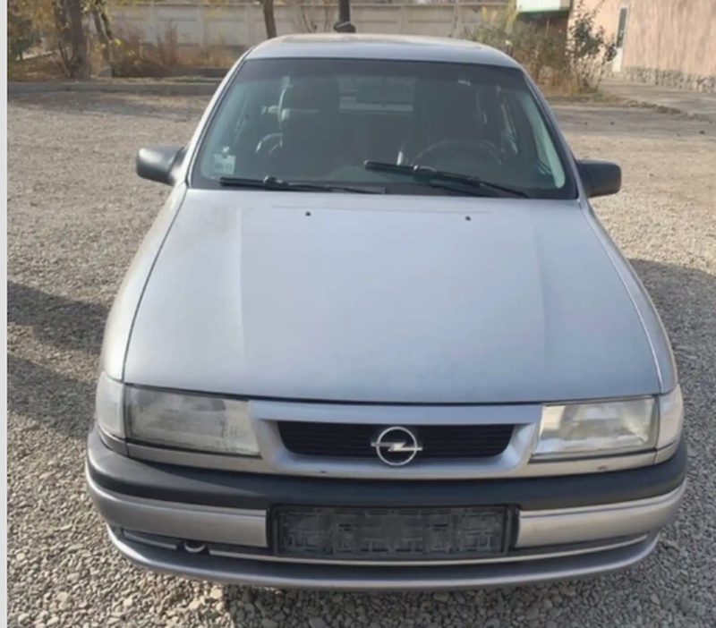 Лобовое стекло от Opel Vectra A